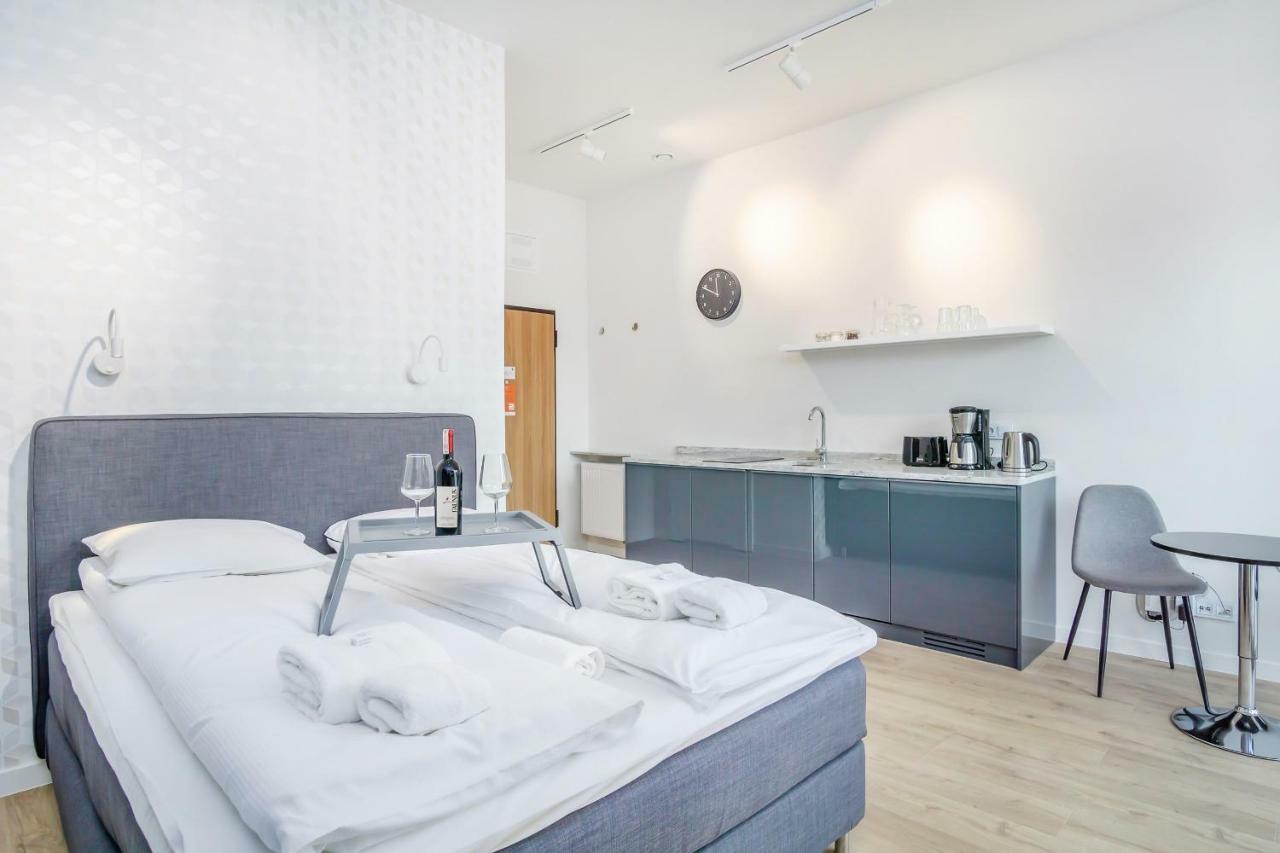 Mtp Bukowska By Renters Apartment